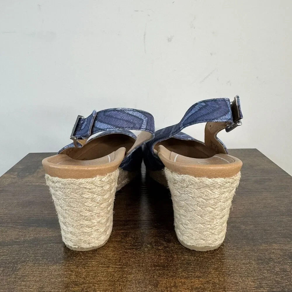 Vionic Coralina Canvas Espadrille Wedge Sandals Size 9.5 Navy Chevron